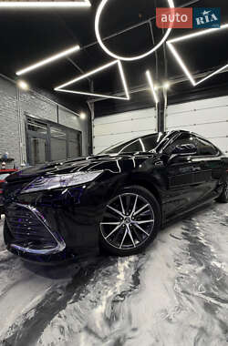 Toyota Camry  2022