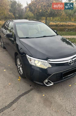 Toyota Camry  2016