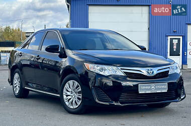 Toyota Camry  2013