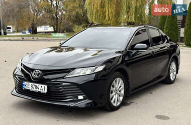 Toyota Camry  2019