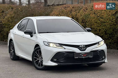 Toyota Camry 2018