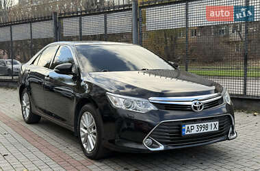 Toyota Camry 2015
