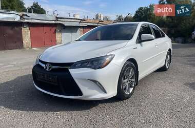 Toyota Camry  2017