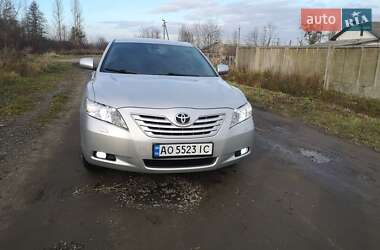 Toyota Camry  2008