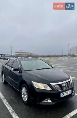 Toyota Camry  2011
