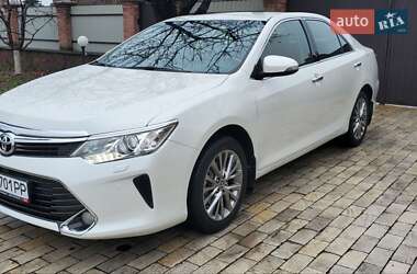 Toyota Camry  2016