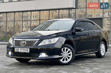 Toyota Camry  2013