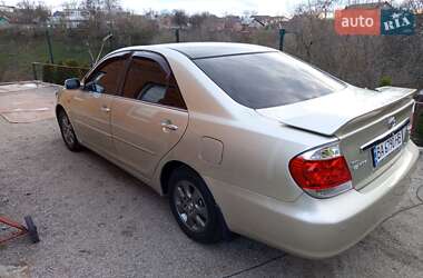 Toyota Camry  2005