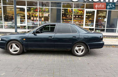 Toyota Camry  1992