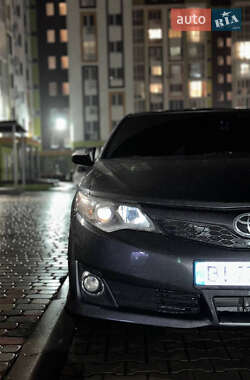 Toyota Camry 2012