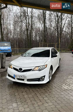 Toyota Camry  2013