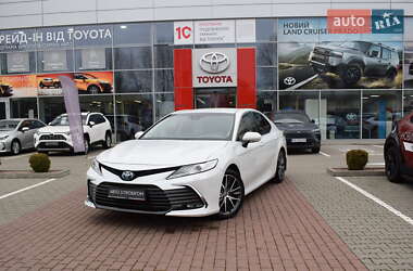Toyota Camry 2023