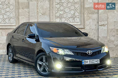 Toyota Camry  2012