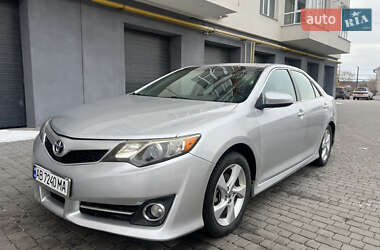 Toyota Camry  2013