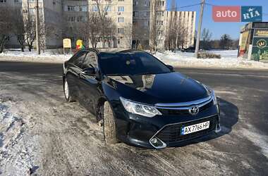 Toyota Camry 2016