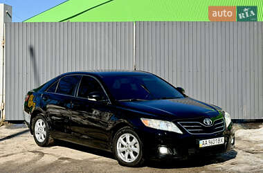 Toyota Camry  2010
