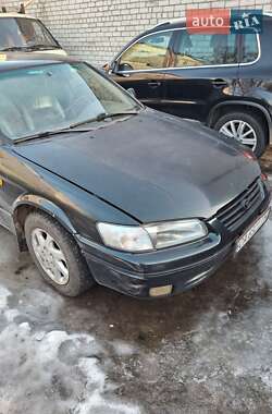 Toyota Camry  1996