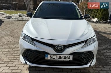 Toyota Camry 2020