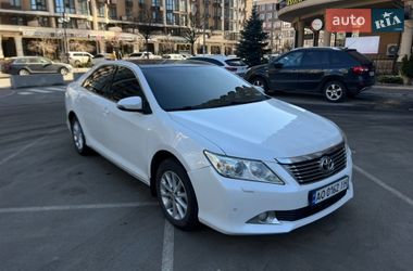 Toyota Camry 2012