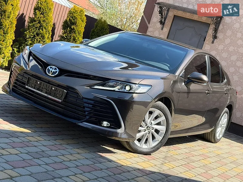 Toyota Camry 2022