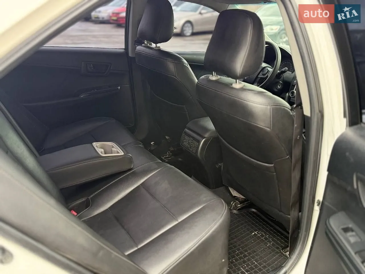 2014 Toyota Camry - мініатюра 5
