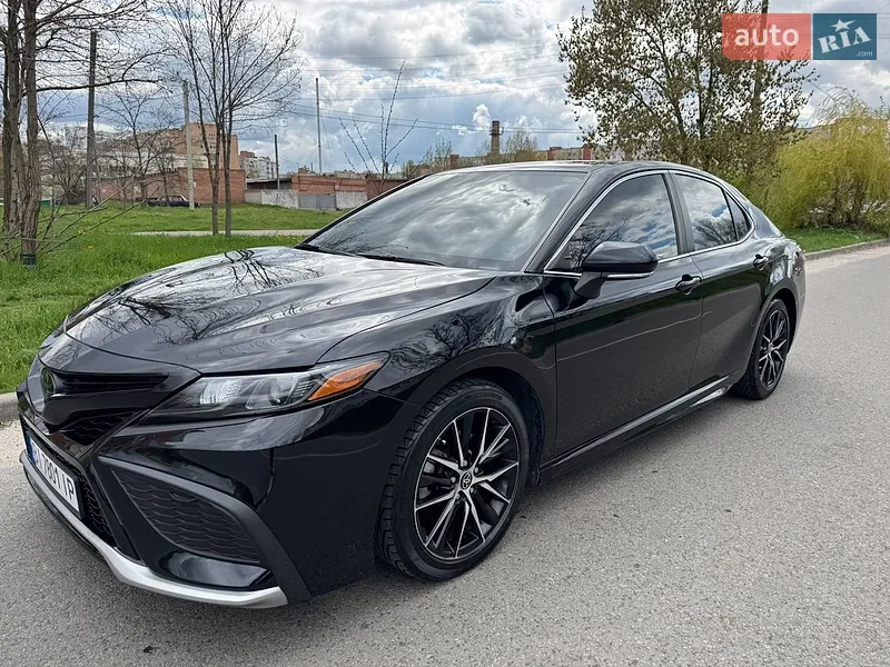 Toyota Camry 2022