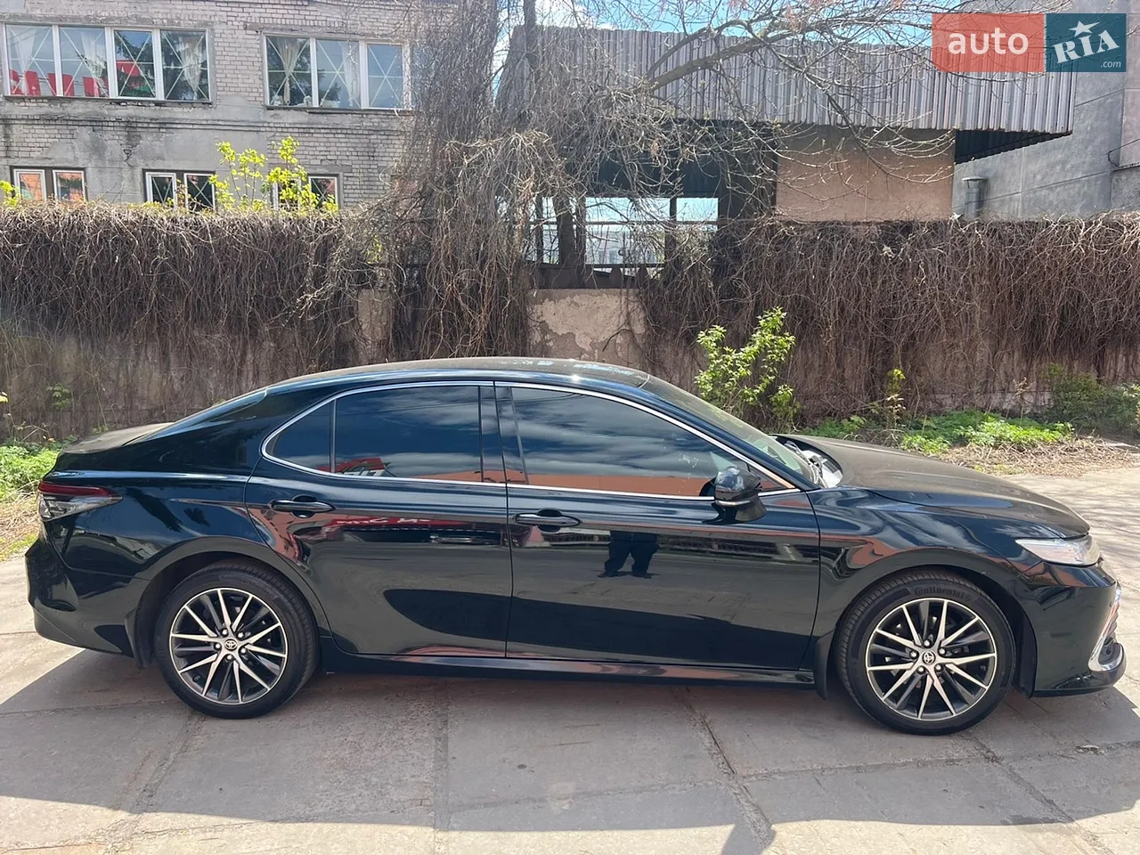 2021 Toyota Camry - мініатюра 3