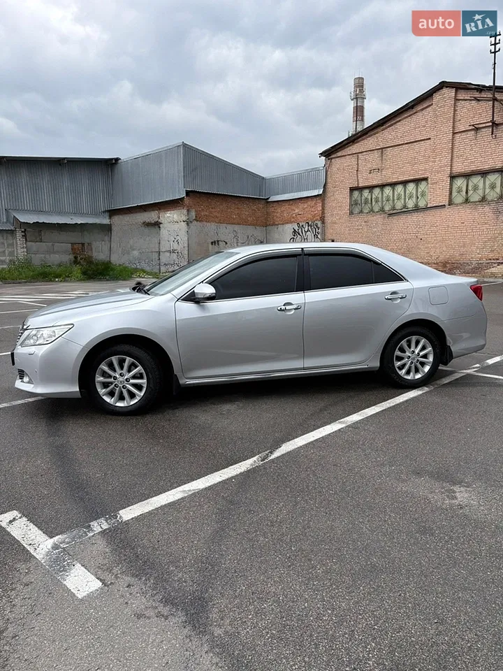 2012 Toyota Camry - мініатюра 3