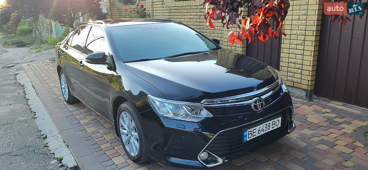 2016 Toyota Camry - мініатюра 2