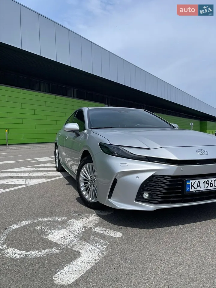 2024 Toyota Camry - мініатюра 3
