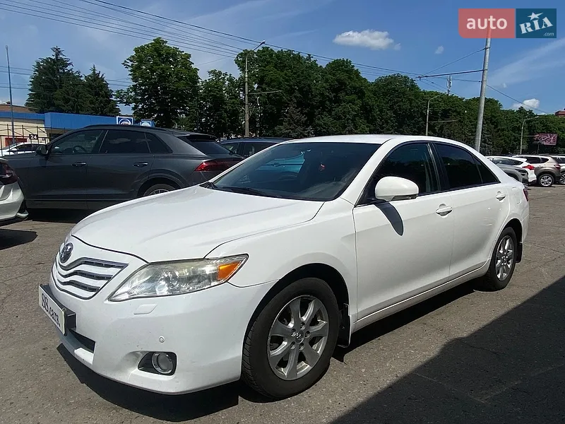 Toyota Camry 2011