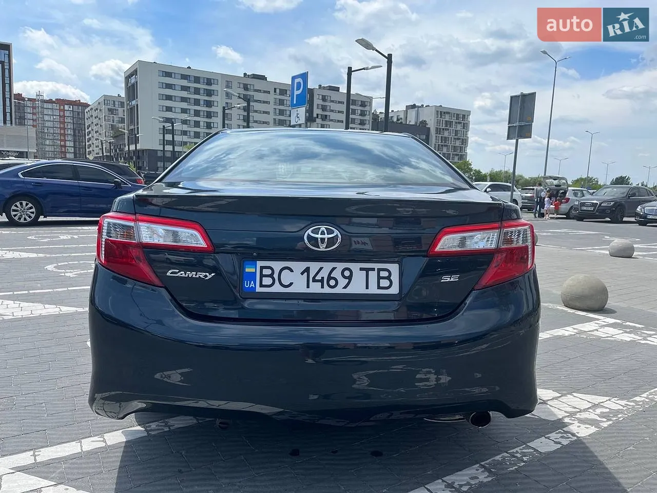 2014 Toyota Camry - мініатюра 2