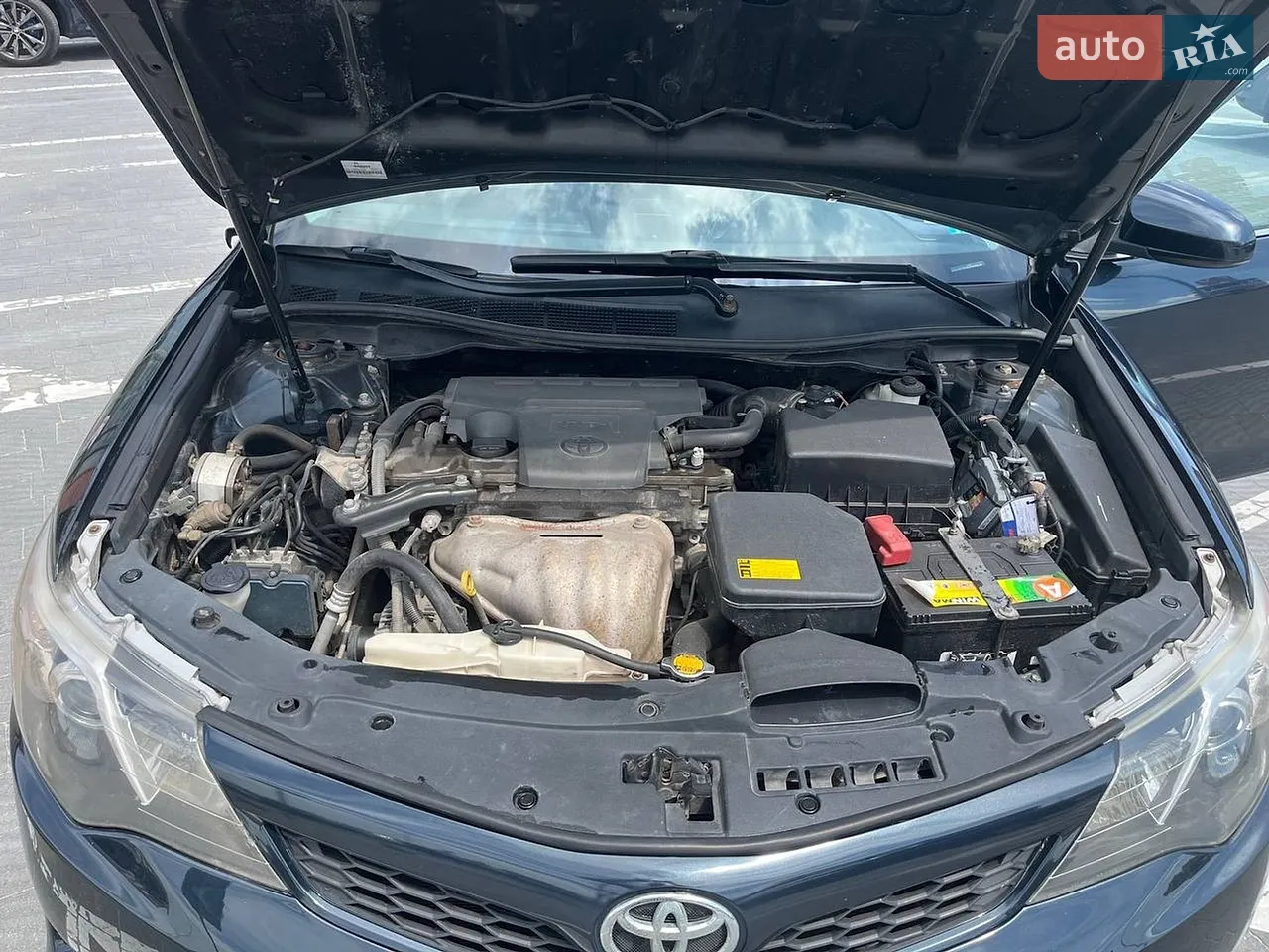 2014 Toyota Camry - мініатюра 4