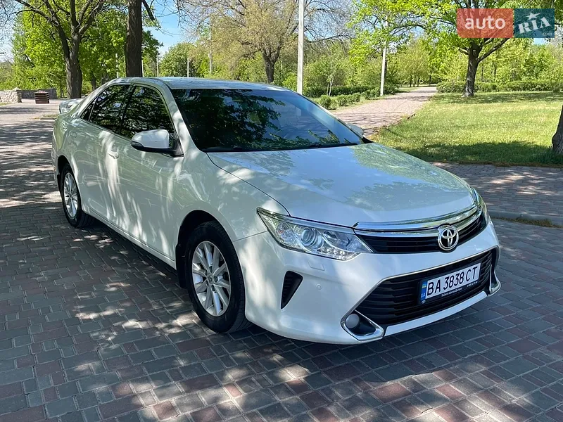 Toyota Camry 2017