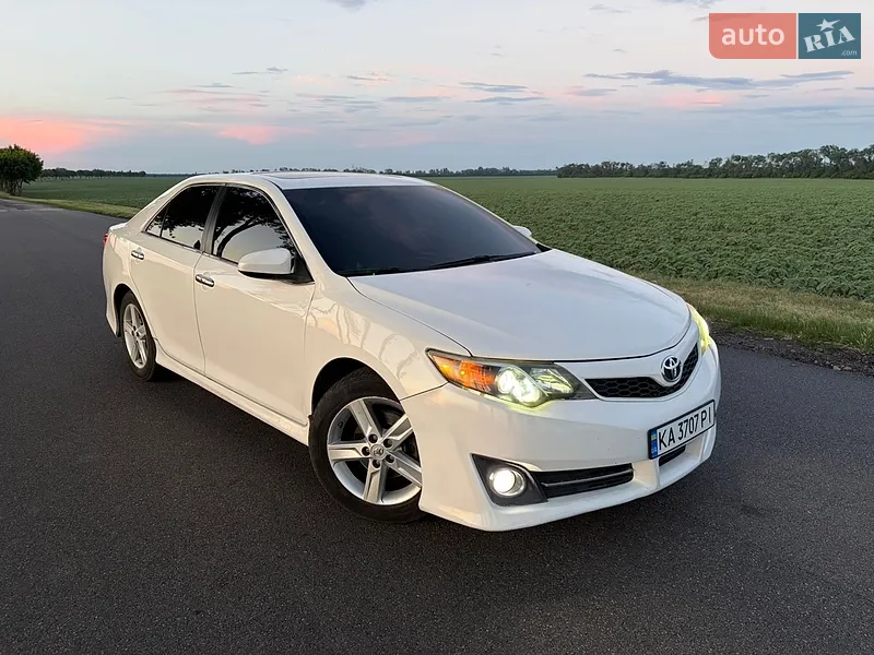 Toyota Camry 2012