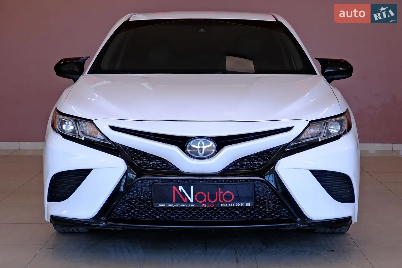 2018 Toyota Camry - мініатюра 2