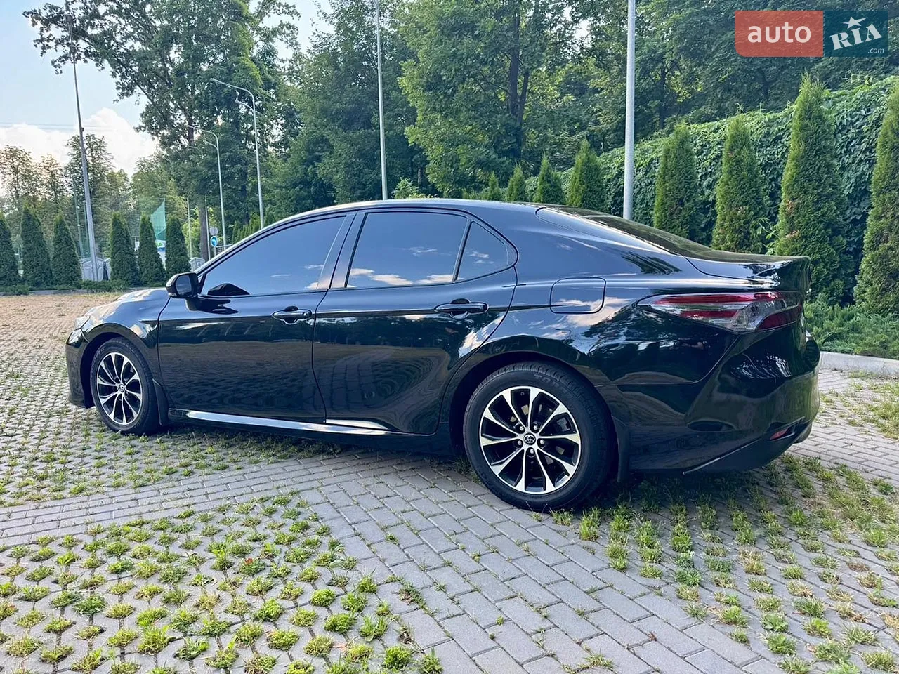 2018 Toyota Camry - мініатюра 4