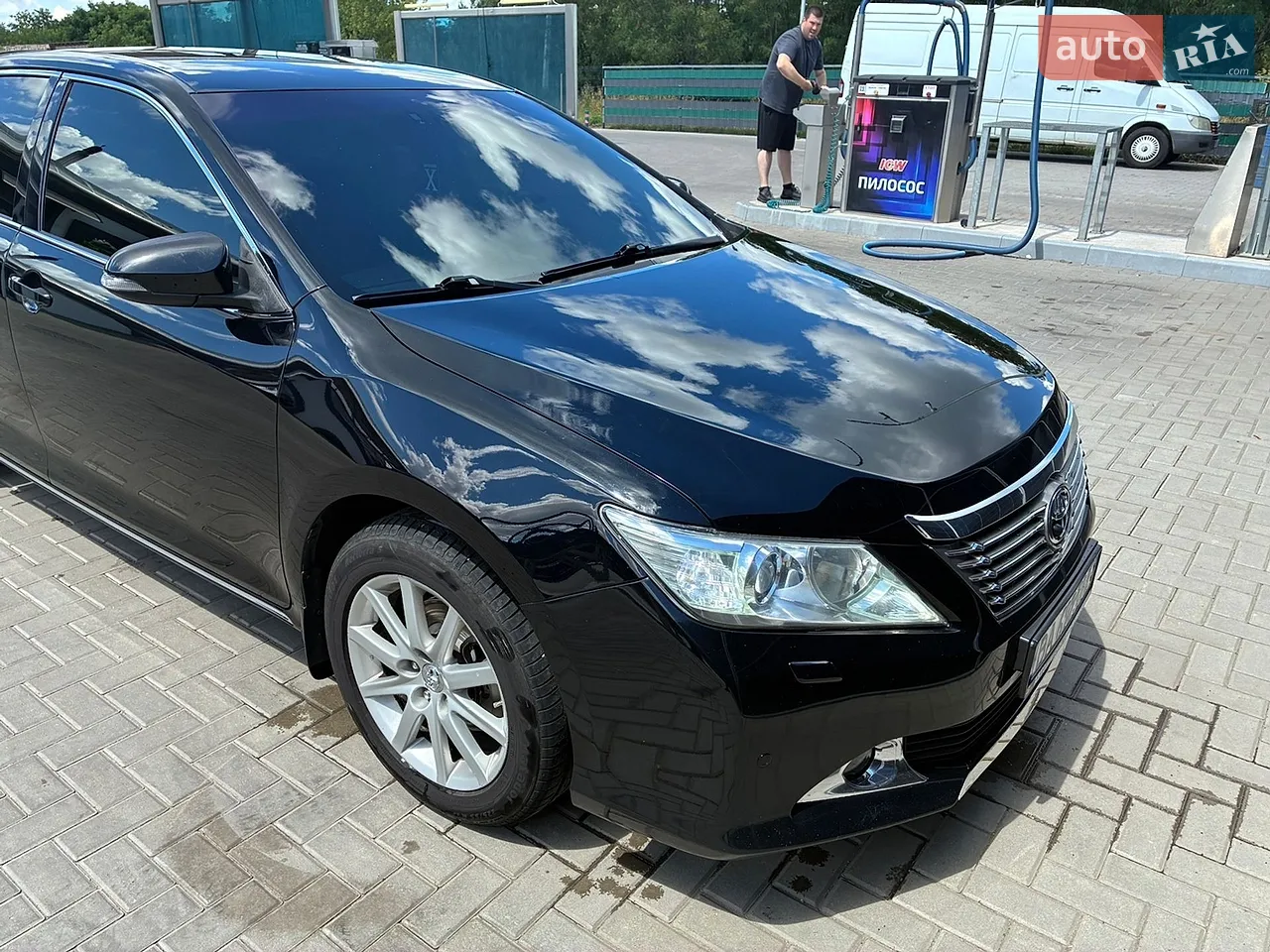 2014 Toyota Camry - фото 1