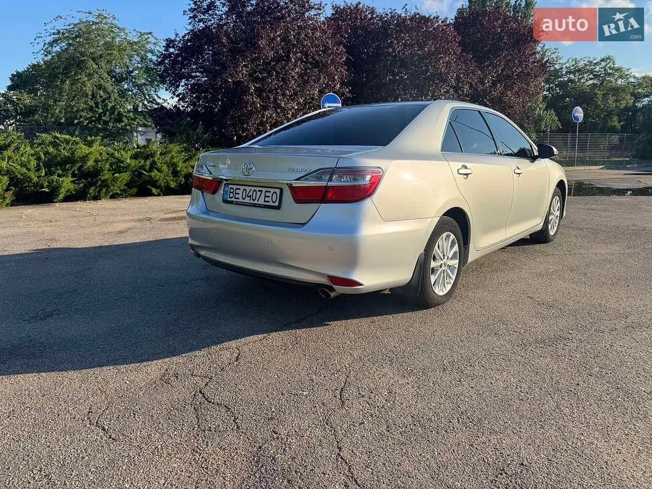 2015 Toyota Camry - мініатюра 3