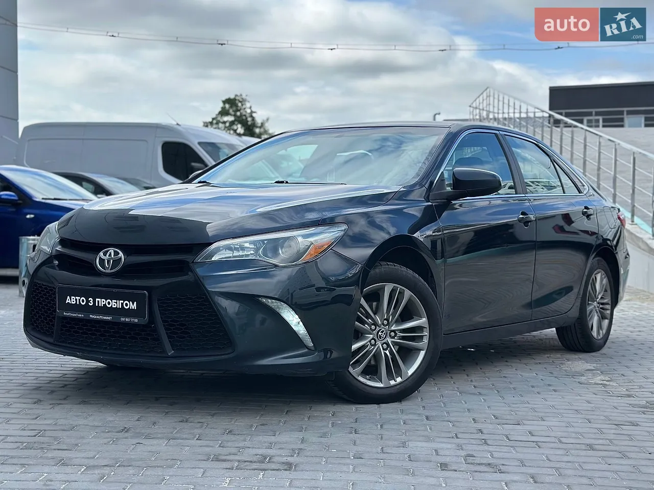 2017 Toyota Camry - фото 1