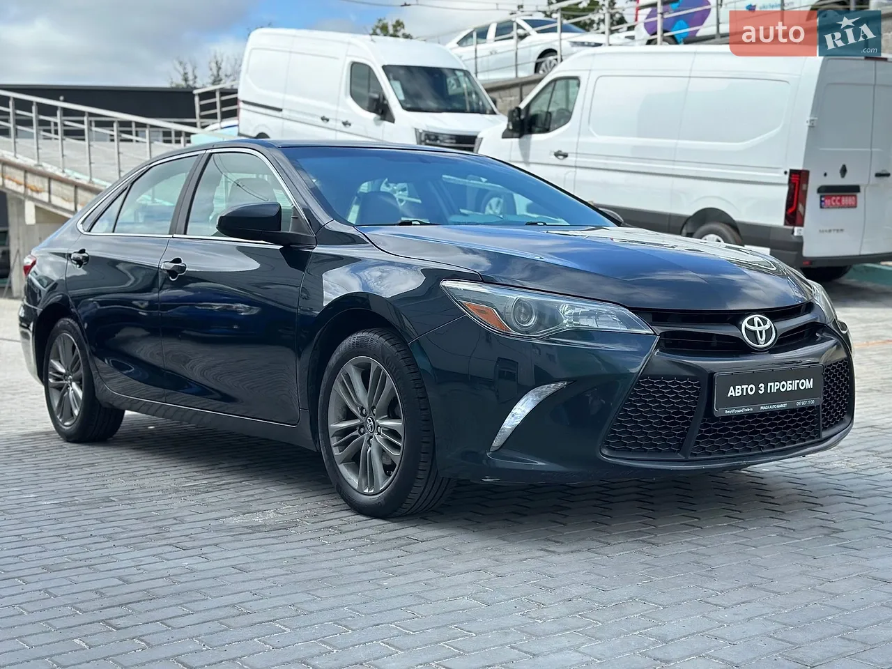 2017 Toyota Camry - мініатюра 3