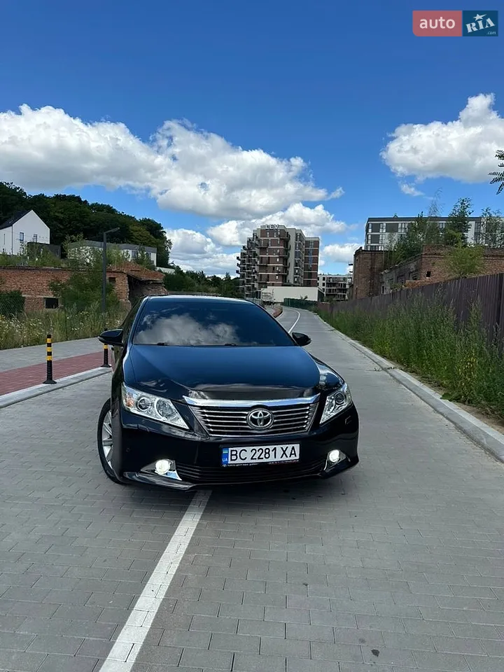 2012 Toyota Camry - мініатюра 2