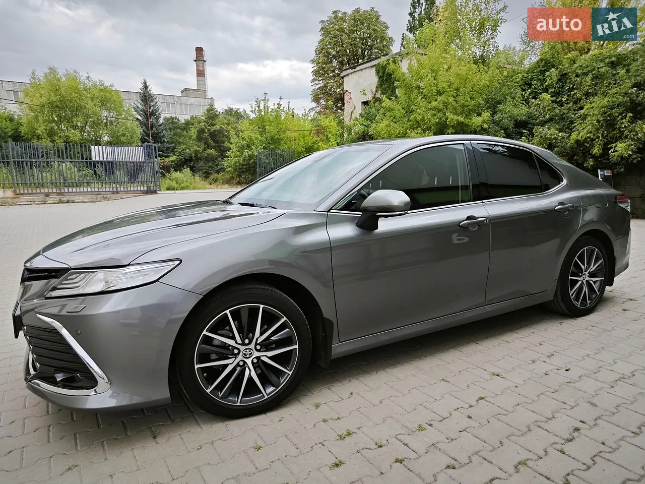 2022 Toyota Camry - мініатюра 3