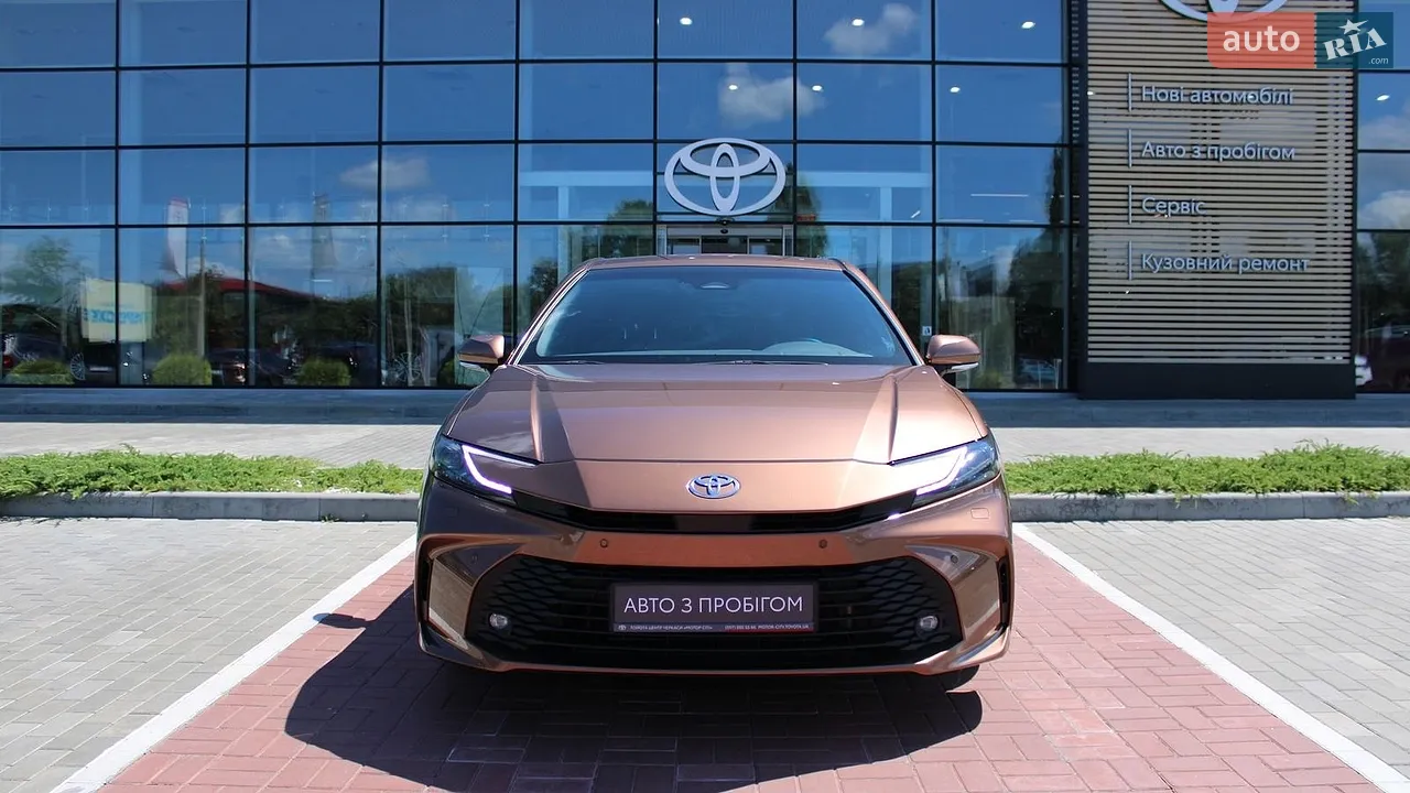 2025 Toyota Camry - мініатюра 2