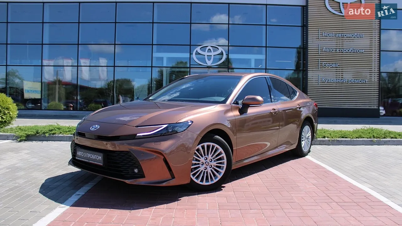 2025 Toyota Camry - мініатюра 3