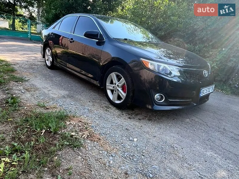 Toyota Camry 2013