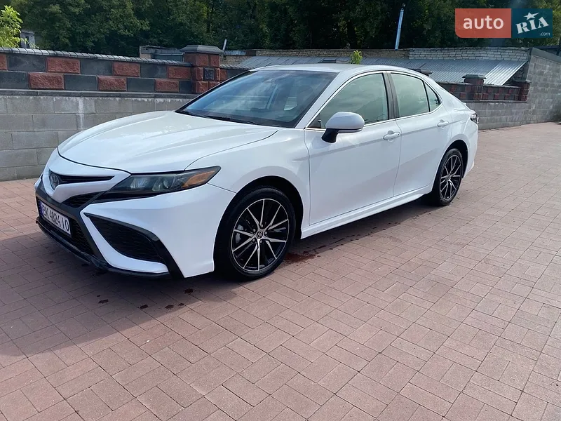Toyota Camry 2022