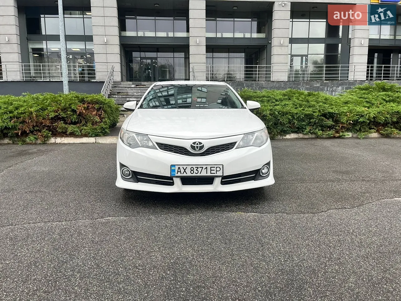 2014 Toyota Camry - мініатюра 5