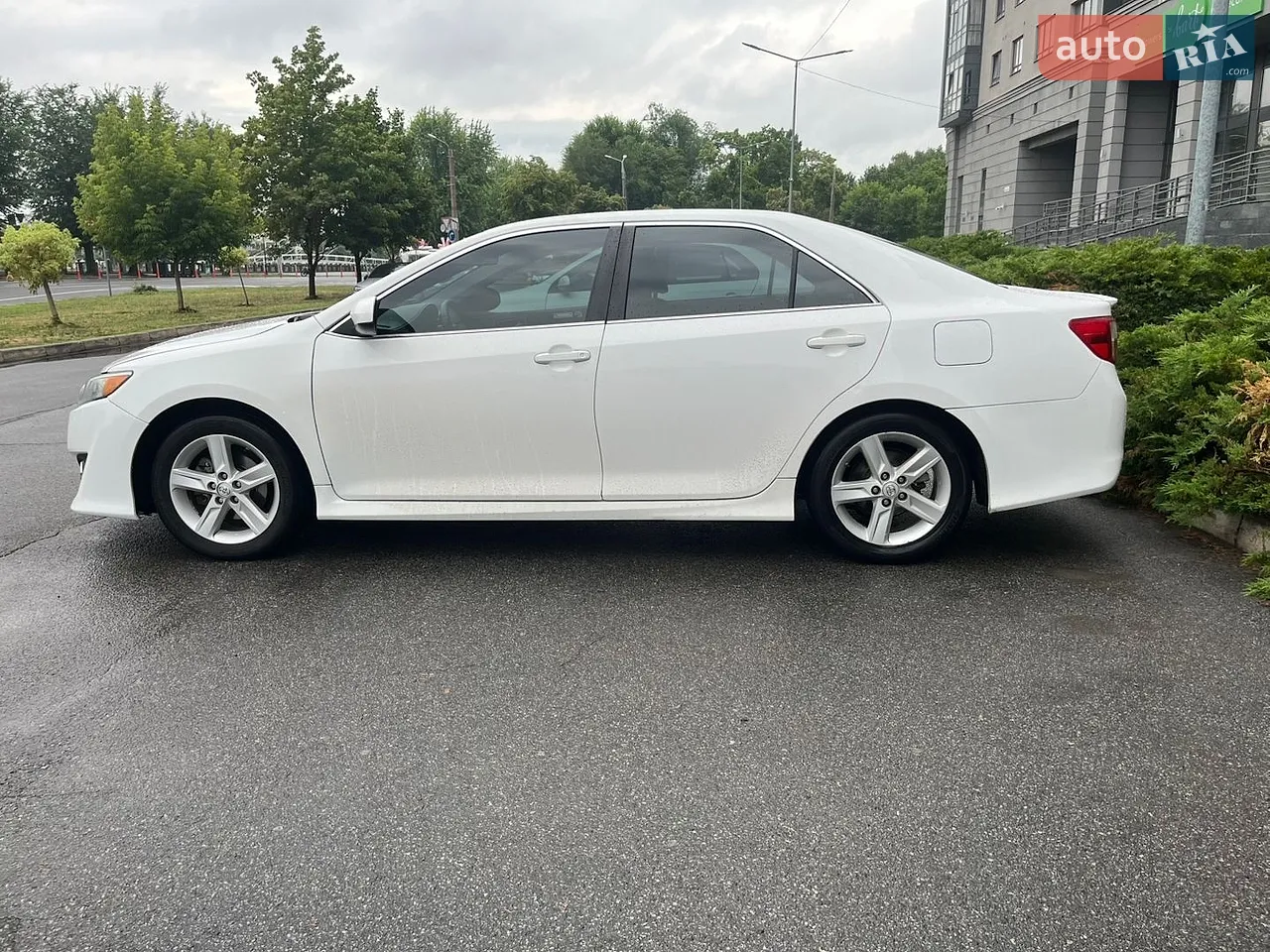 2014 Toyota Camry - мініатюра 3