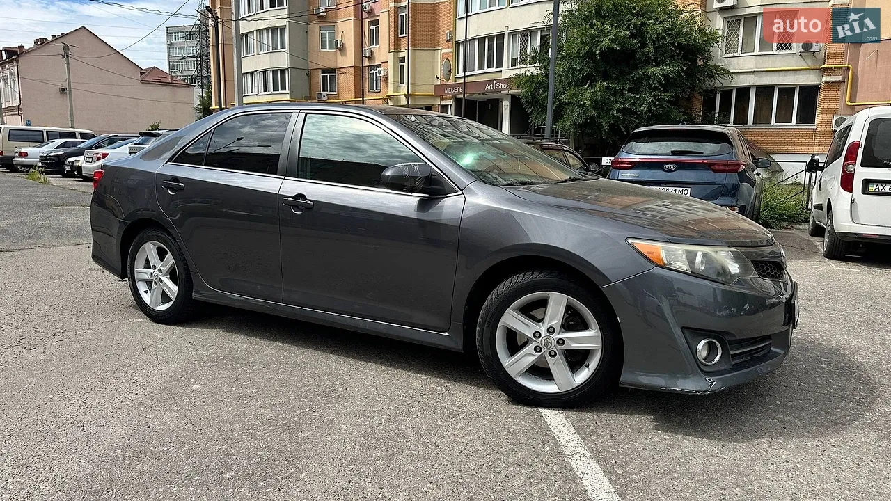 2012 Toyota Camry - мініатюра 4